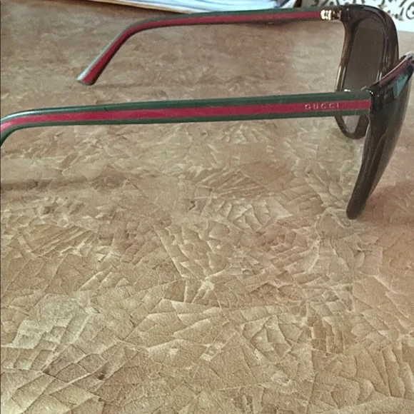 Gucci Brown Sunglasses for Women - Picture 4 of 6
